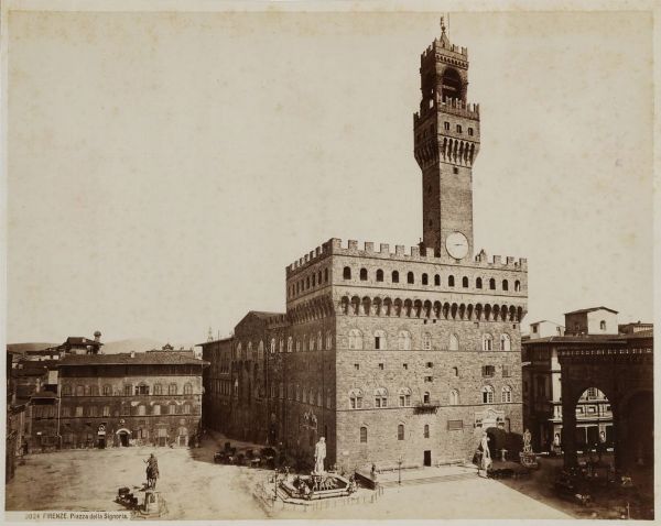 GIORGIO SOMMER : Lotto composto di due vedute di Palazzo Vecchio.  - Asta Fotografie storiche - Associazione Nazionale - Case d'Asta italiane
