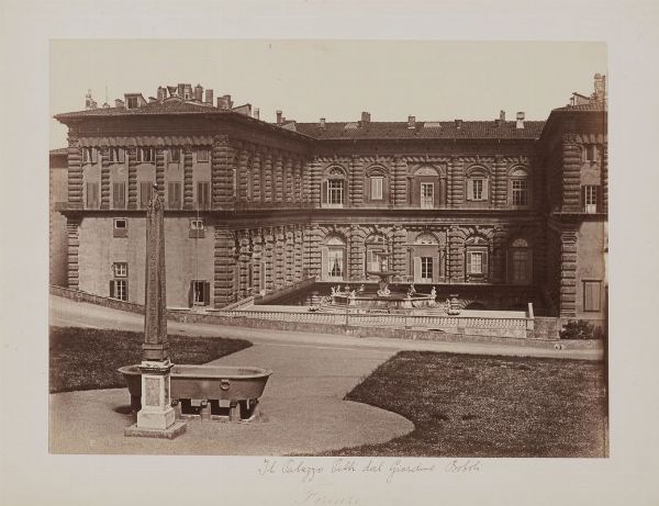 LEOPOLDO ALINARI : Firenze. Palazzo Pitti dal Giardino di Boboli.  - Asta Fotografie storiche - Associazione Nazionale - Case d'Asta italiane
