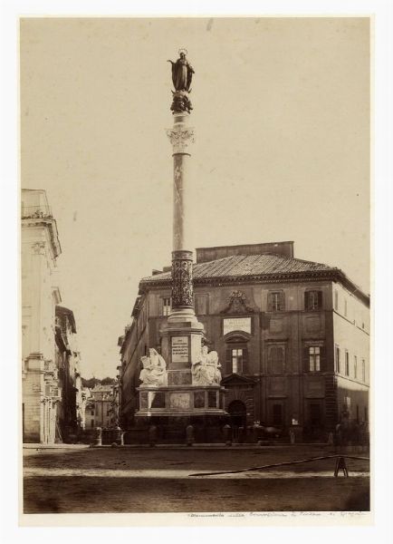Piazza di Spagna. Colonna dell'Immacolata Concezione.  - Asta Fotografie storiche - Associazione Nazionale - Case d'Asta italiane