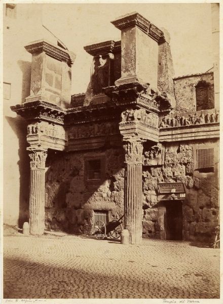 HENRI BGUIN : Roma. Foro di Nerva (le Colonnacce).  - Asta Fotografie storiche - Associazione Nazionale - Case d'Asta italiane