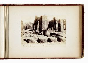 MICHELE AMODIO : Album 'Pompei', con 24 fotografie.  - Asta Fotografie storiche - Associazione Nazionale - Case d'Asta italiane