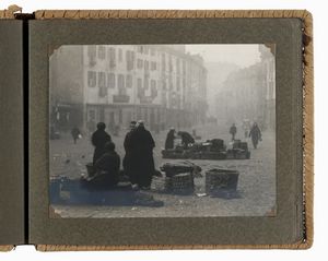 Domenico Riccardo Peretti Griva : Album composto da Domenico Riccardo Peretti Griva con 42 fotografie: vedute, paesaggi, scene pastorali, nature morte.  - Asta Fotografie storiche - Associazione Nazionale - Case d'Asta italiane