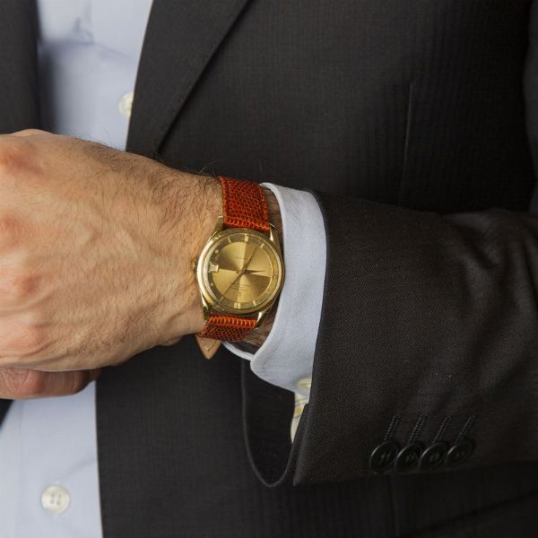 UNIVERSAL GENEVE POLEROUTER DATE REF. 104601/1 N. 2372169  - Asta Orologi da polso e da tasca  - Associazione Nazionale - Case d'Asta italiane