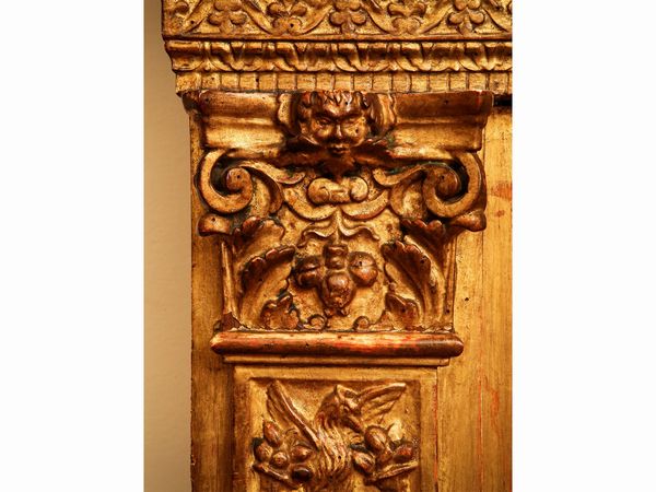 Libreria in legno e pastiglia dorata  - Asta Arredi e Dipinti dal Castello di Gamberaia a Firenze - Associazione Nazionale - Case d'Asta italiane