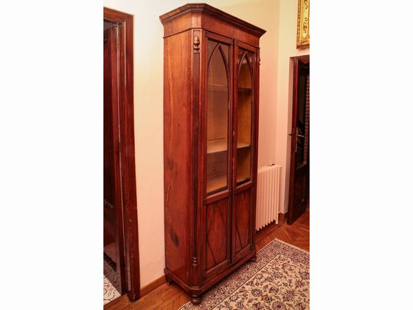 Libreria-vetrina impiallacciata in piuma di mogano  - Asta Arredi e Dipinti dal Castello di Gamberaia a Firenze - Associazione Nazionale - Case d'Asta italiane