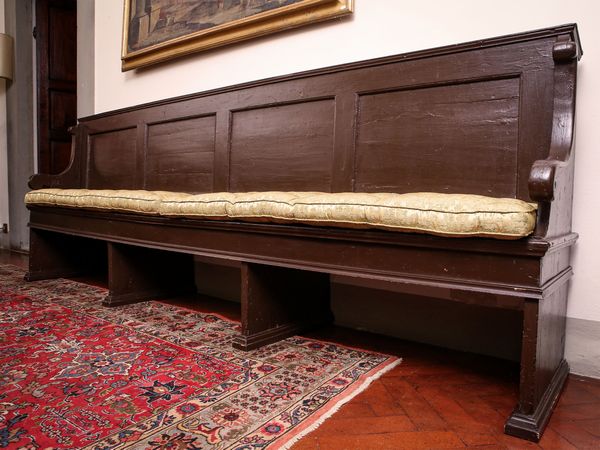 Panca in noce laccato marrone  - Asta Arredi e Dipinti dal Castello di Gamberaia a Firenze - Associazione Nazionale - Case d'Asta italiane