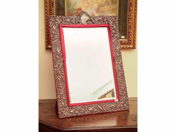 Specchiera da toilette con cornice in argento  - Asta Arredi e Dipinti dal Castello di Gamberaia a Firenze - Associazione Nazionale - Case d'Asta italiane