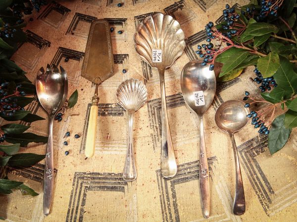 Lotto di argenteria  - Asta Arredi e Dipinti dal Castello di Gamberaia a Firenze - Associazione Nazionale - Case d'Asta italiane