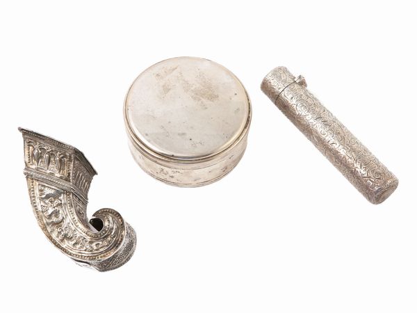 Lotto di curiosit� in argento  - Asta Arredi e Dipinti dal Castello di Gamberaia a Firenze - Associazione Nazionale - Case d'Asta italiane