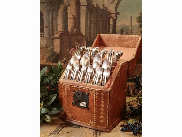 Servizio di posate in argento  - Asta Arredi e Dipinti dal Castello di Gamberaia a Firenze - Associazione Nazionale - Case d'Asta italiane