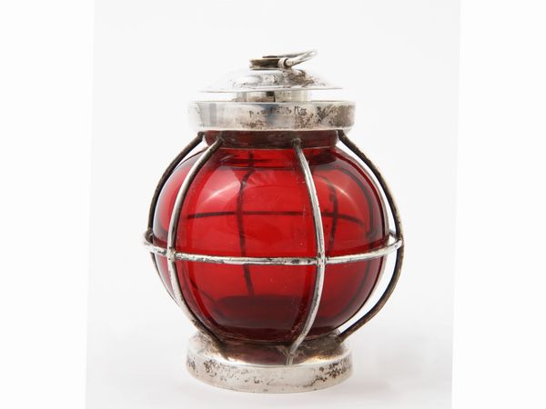 Stoppiniera in argento e vetro rosso  - Asta Arredi e Dipinti dal Castello di Gamberaia a Firenze - Associazione Nazionale - Case d'Asta italiane