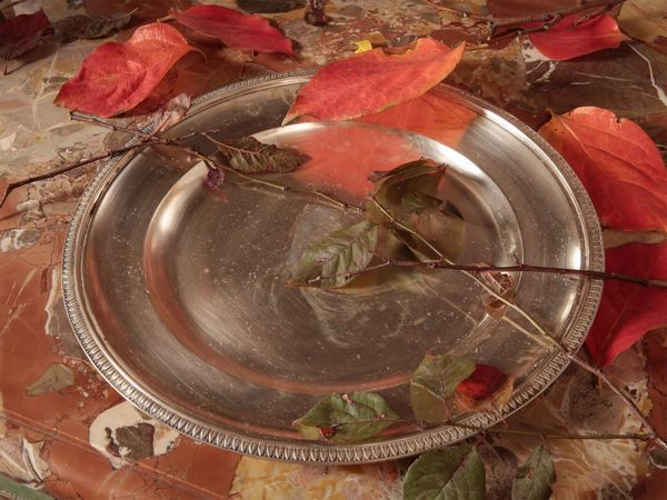 Vassoio circolare in argento, Parenti Firenze  - Asta Arredi e Dipinti dal Castello di Gamberaia a Firenze - Associazione Nazionale - Case d'Asta italiane