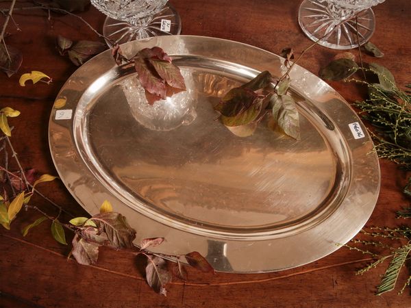 Vassoio ovale in argento  - Asta Arredi e Dipinti dal Castello di Gamberaia a Firenze - Associazione Nazionale - Case d'Asta italiane