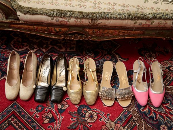 Lotto di scarpe vintage  - Asta Arredi e Dipinti dal Castello di Gamberaia a Firenze - Associazione Nazionale - Case d'Asta italiane