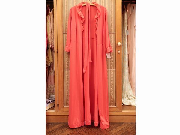 Lotto di lingerie da notte in viscosa e jersey  - Asta Arredi e Dipinti dal Castello di Gamberaia a Firenze - Associazione Nazionale - Case d'Asta italiane