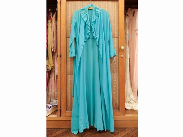 Lotto di lingerie da notte in viscosa e jersey  - Asta Arredi e Dipinti dal Castello di Gamberaia a Firenze - Associazione Nazionale - Case d'Asta italiane