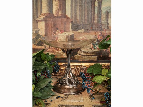 Alzata in metallo argentato e cristallo, WMF  - Asta Arredi e Dipinti dal Castello di Gamberaia a Firenze - Associazione Nazionale - Case d'Asta italiane