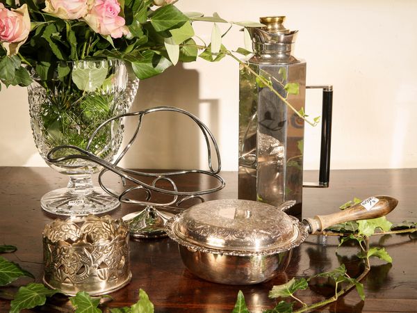 Lotto di accessori in metallo argentato  - Asta Arredi e Dipinti dal Castello di Gamberaia a Firenze - Associazione Nazionale - Case d'Asta italiane