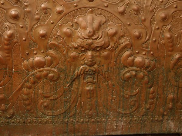 Baule portalegna in legno rivestito in rame  - Asta Arredi e Dipinti dal Castello di Gamberaia a Firenze - Associazione Nazionale - Case d'Asta italiane