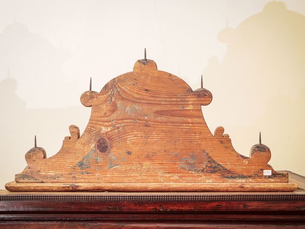 Coppia di candelabri in legno tenero  - Asta Arredi e Dipinti dal Castello di Gamberaia a Firenze - Associazione Nazionale - Case d'Asta italiane