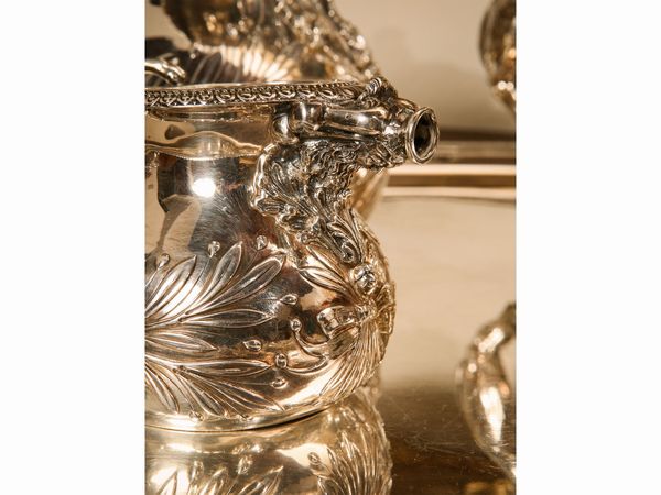 Importante servizio da t e caff in argento 925/1000, Eredi Mazzetti  - Asta Arredi e Dipinti dal Castello di Gamberaia a Firenze - Associazione Nazionale - Case d'Asta italiane