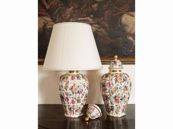 Coppia di vasi potiche in porcellana, Thomas Ivory  - Asta Arredi e Dipinti dal Castello di Gamberaia a Firenze - Associazione Nazionale - Case d'Asta italiane