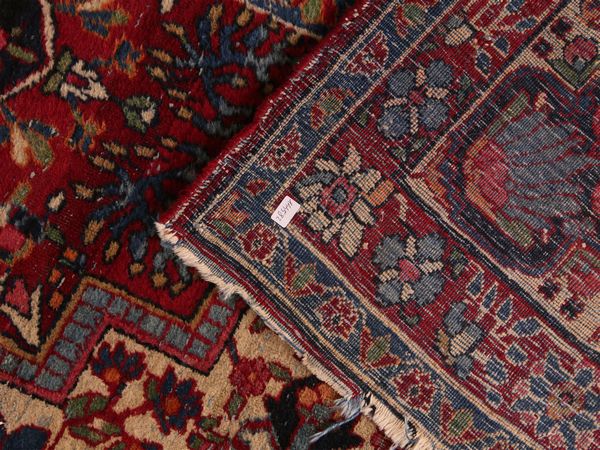 Grande tappeto persiano di vecchia manifattura  - Asta Arredi e Dipinti dal Castello di Gamberaia a Firenze - Associazione Nazionale - Case d'Asta italiane