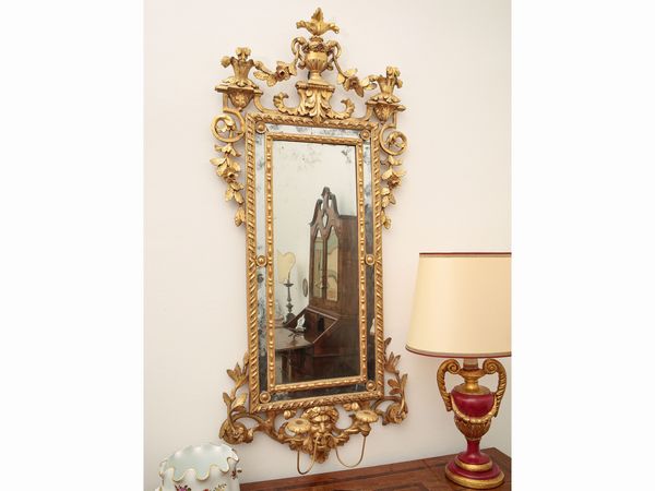 Coppia di grandi specchiere a ventola in legno intagliato e dorato  - Asta Arredi e Dipinti dal Castello di Gamberaia a Firenze - Associazione Nazionale - Case d'Asta italiane