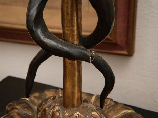 Orologio da camino in legno intagliato e dorato, Joseph Pichler  - Asta Arredi e Dipinti dal Castello di Gamberaia a Firenze - Associazione Nazionale - Case d'Asta italiane