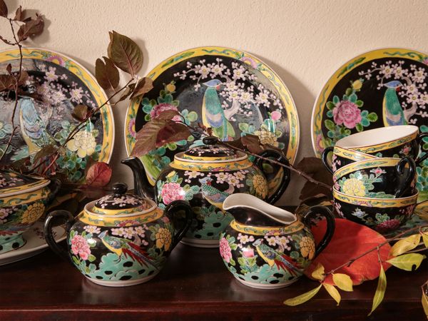 Servizio in porcellana  - Asta Arredi e Dipinti dal Castello di Gamberaia a Firenze - Associazione Nazionale - Case d'Asta italiane