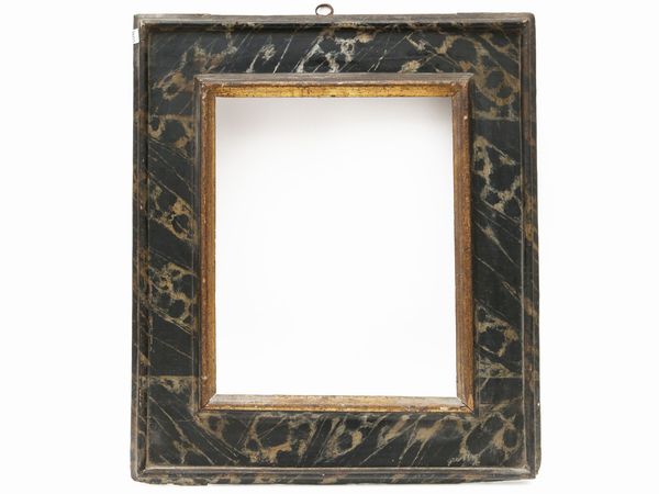 Cornice a cassetta in legno dipinto ad imitazione del marmo nero  - Asta Arredi e Dipinti dal Castello di Gamberaia a Firenze - Associazione Nazionale - Case d'Asta italiane