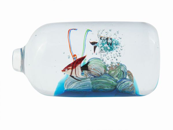 Bottiglia in vetro spesso  - Asta Arredi e Dipinti dal Castello di Gamberaia a Firenze - Associazione Nazionale - Case d'Asta italiane