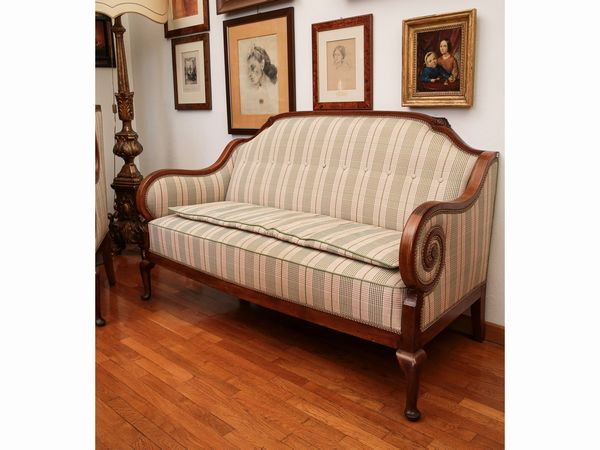 Divanetto in ciliegio  - Asta Arredi e Dipinti dal Castello di Gamberaia a Firenze - Associazione Nazionale - Case d'Asta italiane
