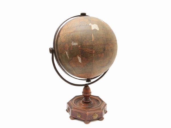 Globo Geohydro-graphico  - Asta Arredi e Dipinti dal Castello di Gamberaia a Firenze - Associazione Nazionale - Case d'Asta italiane