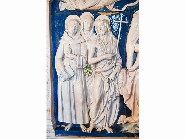 Da Andrea e Giovanni della Robbia : Madonna con Bambino tra santi e angeli  - Asta Arredi e Dipinti dal Castello di Gamberaia a Firenze - Associazione Nazionale - Case d'Asta italiane