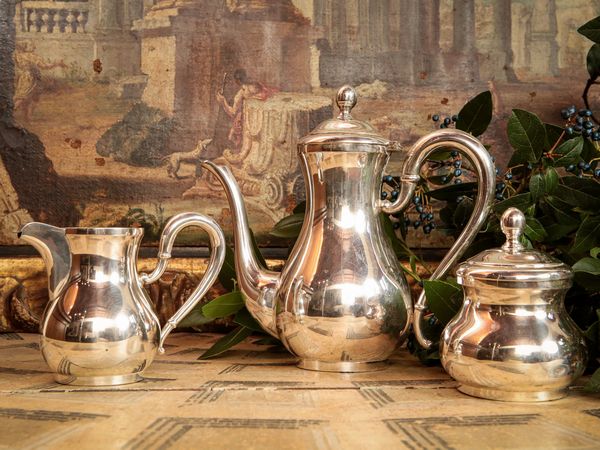 Servizio da t e caff in argento  - Asta Arredi e Dipinti dal Castello di Gamberaia a Firenze - Associazione Nazionale - Case d'Asta italiane