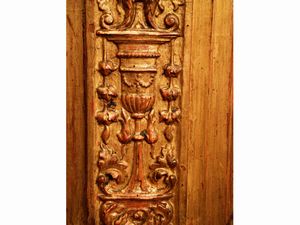 Libreria in legno e pastiglia dorata  - Asta Arredi e Dipinti dal Castello di Gamberaia a Firenze - Associazione Nazionale - Case d'Asta italiane