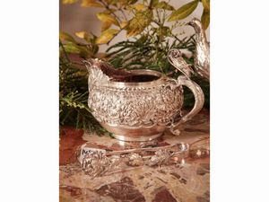 Servizio da t in argento  - Asta Arredi e Dipinti dal Castello di Gamberaia a Firenze - Associazione Nazionale - Case d'Asta italiane