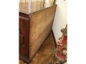 Cassettone in noce  - Asta Arredi e Dipinti dal Castello di Gamberaia a Firenze - Associazione Nazionale - Case d'Asta italiane