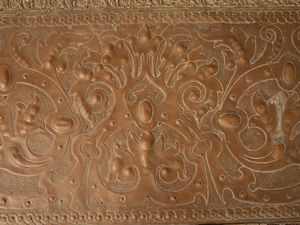 Baule portalegna in legno rivestito in rame  - Asta Arredi e Dipinti dal Castello di Gamberaia a Firenze - Associazione Nazionale - Case d'Asta italiane