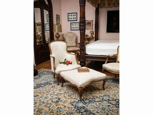 Finimento da camera da letto in legno intagliato e dorato  - Asta Arredi e Dipinti dal Castello di Gamberaia a Firenze - Associazione Nazionale - Case d'Asta italiane