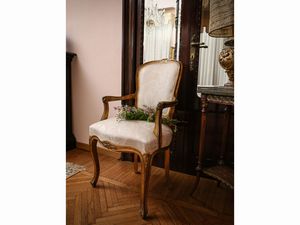 Finimento da camera da letto in legno intagliato e dorato  - Asta Arredi e Dipinti dal Castello di Gamberaia a Firenze - Associazione Nazionale - Case d'Asta italiane