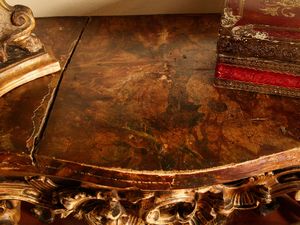 Coppia di console in legno intagliato e dorato  - Asta Arredi e Dipinti dal Castello di Gamberaia a Firenze - Associazione Nazionale - Case d'Asta italiane