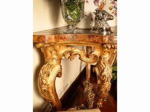 Coppia di console in legno intagliato e dorato  - Asta Arredi e Dipinti dal Castello di Gamberaia a Firenze - Associazione Nazionale - Case d'Asta italiane