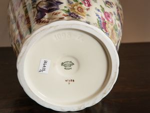 Coppia di vasi potiche in porcellana, Thomas Ivory  - Asta Arredi e Dipinti dal Castello di Gamberaia a Firenze - Associazione Nazionale - Case d'Asta italiane