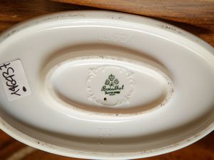 Figura femminile in porcellana, Lisek Fenek per Rosenthal  - Asta Arredi e Dipinti dal Castello di Gamberaia a Firenze - Associazione Nazionale - Case d'Asta italiane