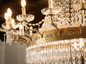 Monumentale lampadario a paniere in bronzo dorato e cristallo  - Asta Arredi e Dipinti dal Castello di Gamberaia a Firenze - Associazione Nazionale - Case d'Asta italiane