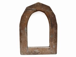 Cornice centinata in legno intagliato e dorato e pastiglia  - Asta Arredi e Dipinti dal Castello di Gamberaia a Firenze - Associazione Nazionale - Case d'Asta italiane