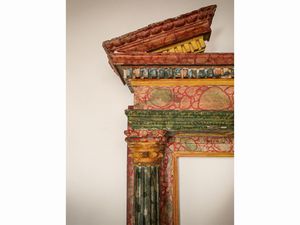 Grande cornice architettonica in legno tenero  - Asta Arredi e Dipinti dal Castello di Gamberaia a Firenze - Associazione Nazionale - Case d'Asta italiane