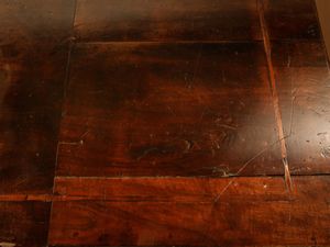 Grande credenza in noce  - Asta Arredi e Dipinti dal Castello di Gamberaia a Firenze - Associazione Nazionale - Case d'Asta italiane